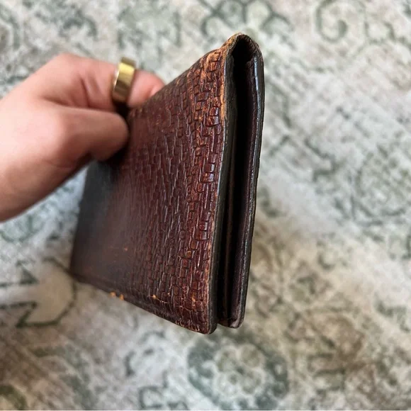 Salvatore Ferragamo Long Wallet Brown Herringbone Leather Unisex Made in… - Picture 13 of 15